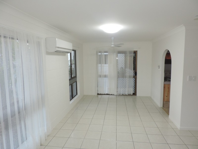 4 YARAI COURT, Mount Louisa QLD 4814