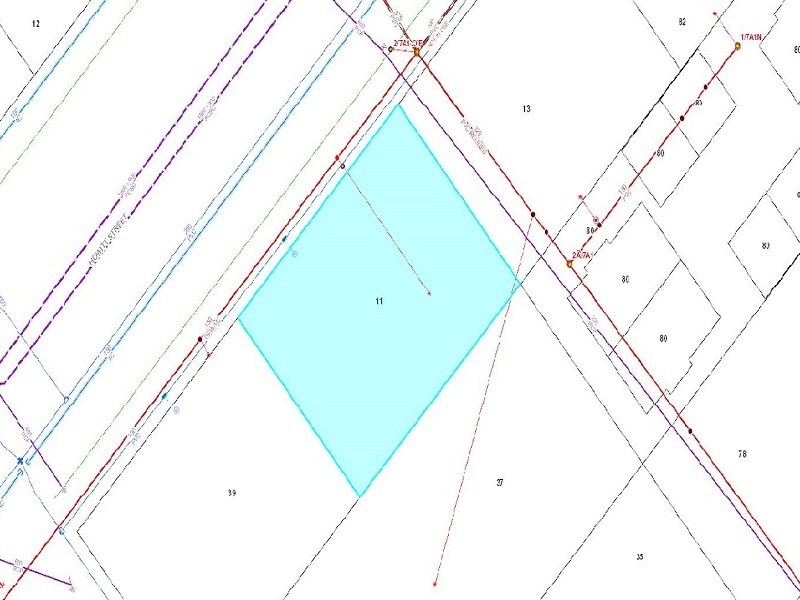 11 HOWITT STREET, North Ward QLD 4810