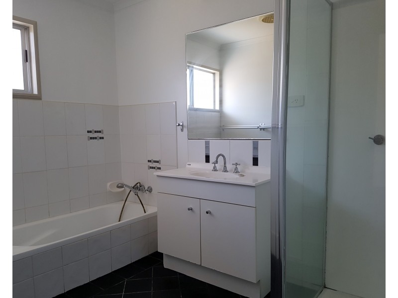 10 Arkaba Street, Mount Louisa QLD 4814