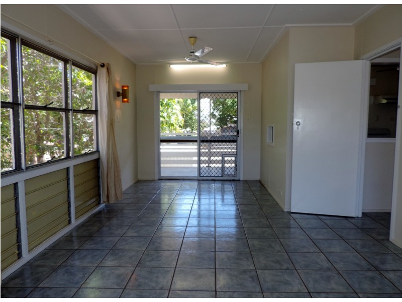 28 SHEEHAN STREET, Belgian Gardens QLD 4810