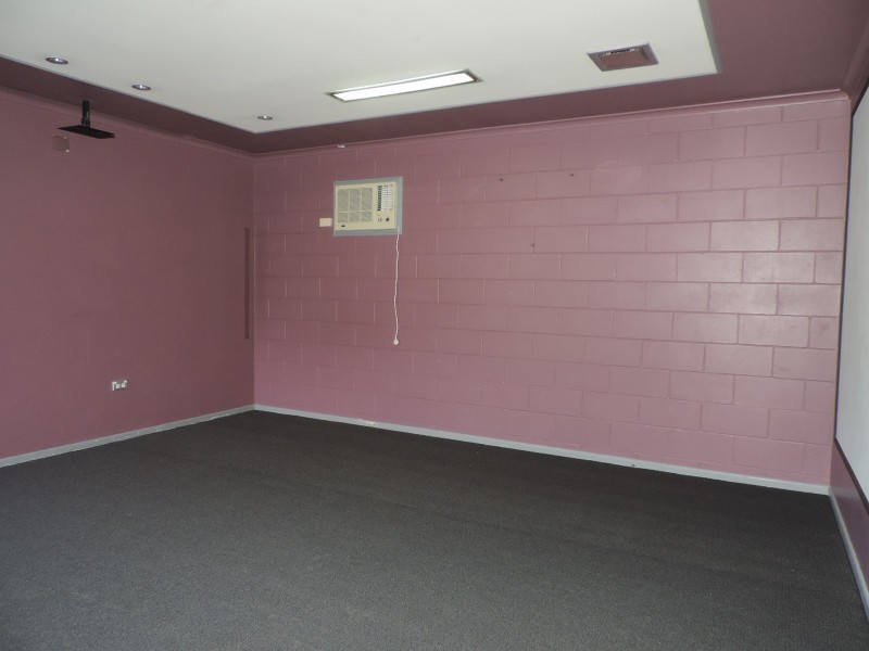 32 YUT FAY AVENUE, Kelso QLD 4815