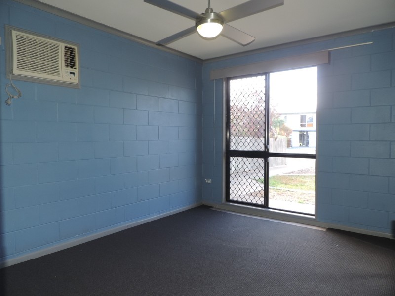 32 YUT FAY AVENUE, Kelso QLD 4815