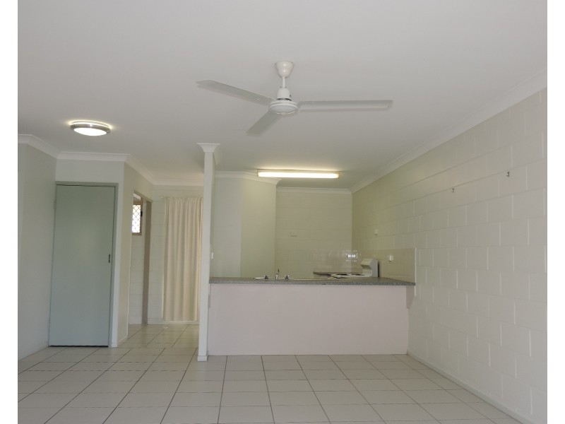 9/15-17 SECOND AVENUE, Railway Estate QLD 4810