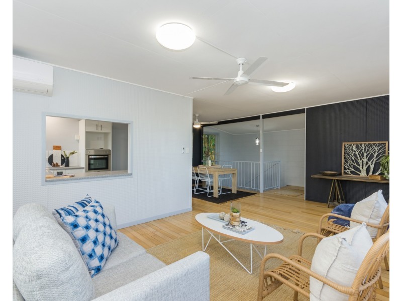 7 BAY STREET, Pallarenda QLD 4810