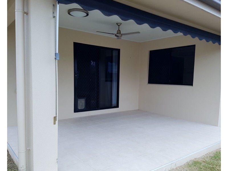 1 WAVE COURT, Kelso QLD 4815