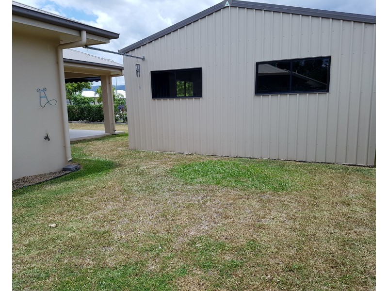 1 WAVE COURT, Kelso QLD 4815