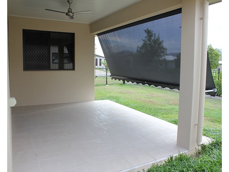 1 WAVE COURT, Kelso QLD 4815