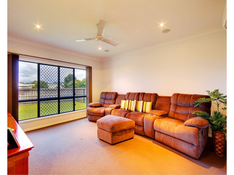 45 Bonnett Rd, Mount Low QLD 4818