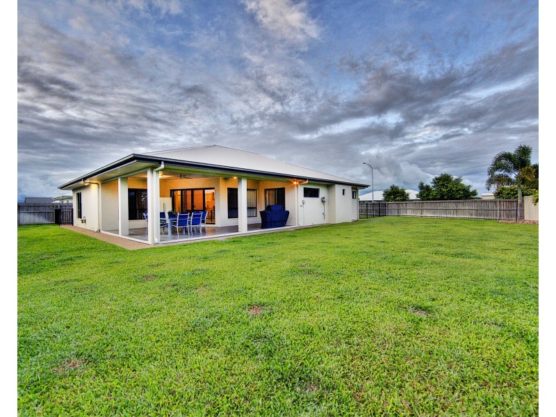 45 Bonnett Rd, Mount Low QLD 4818