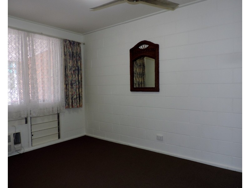 1/42 Primrose St, North Ward QLD 4810