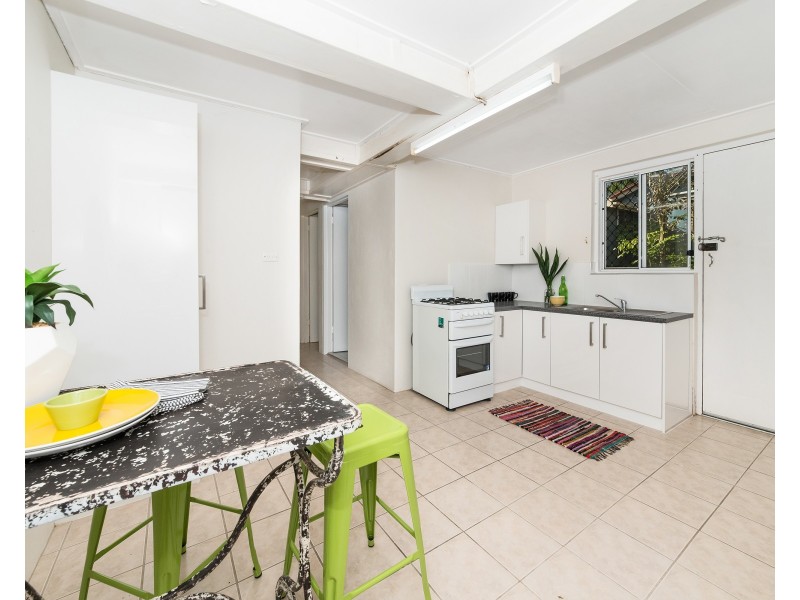 2/47 PRIMROSE STREET, Belgian Gardens QLD 4810