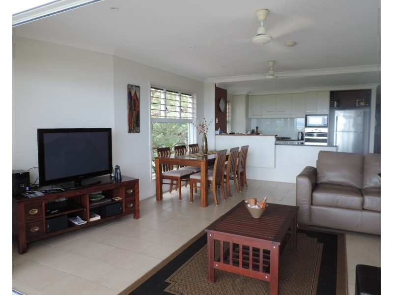 4/108 THE ESPLANADE, Belgian Gardens QLD 4810