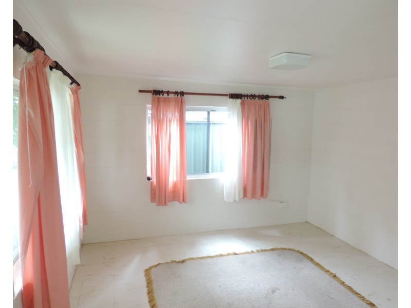 37 WACKETT STREET, Pallarenda QLD 4810