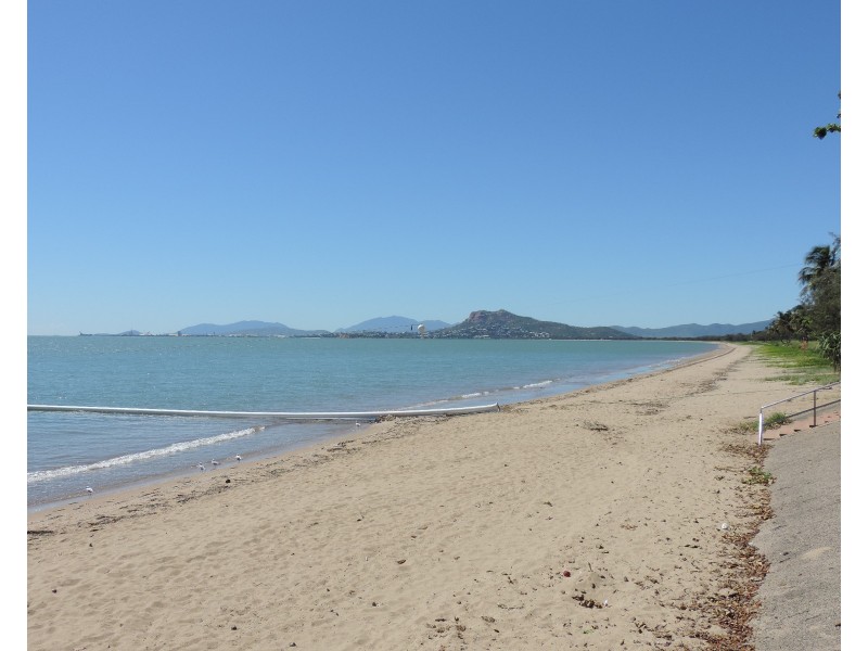 37 WACKETT STREET, Pallarenda QLD 4810