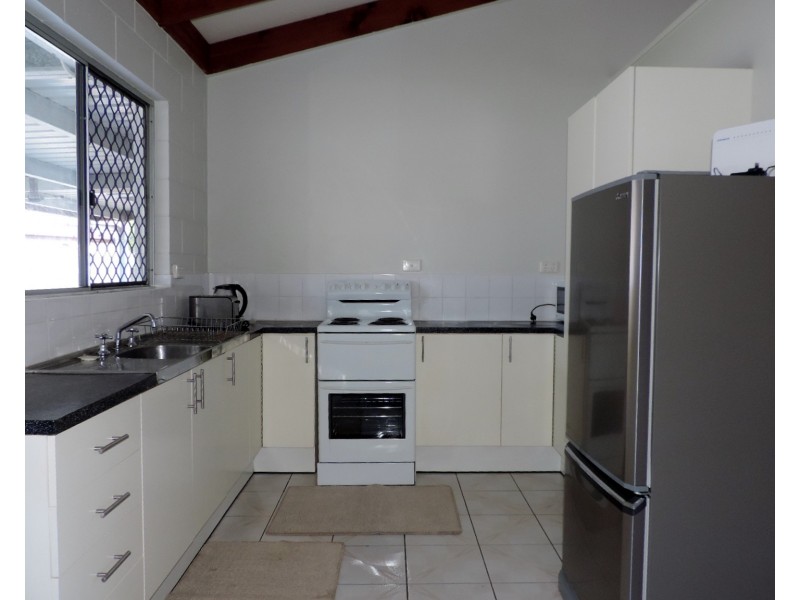 1 Petersen Crt, Douglas QLD 4814