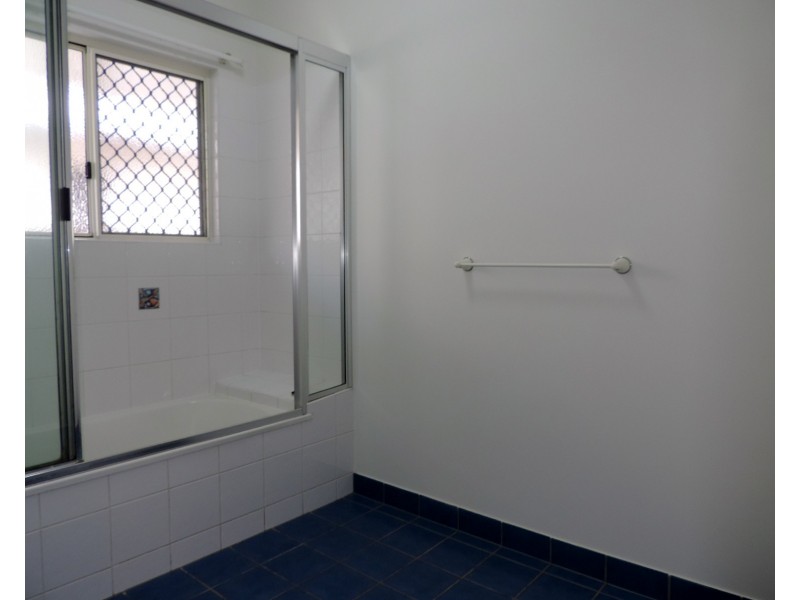 5 Moorhen Crt, Douglas QLD 4814