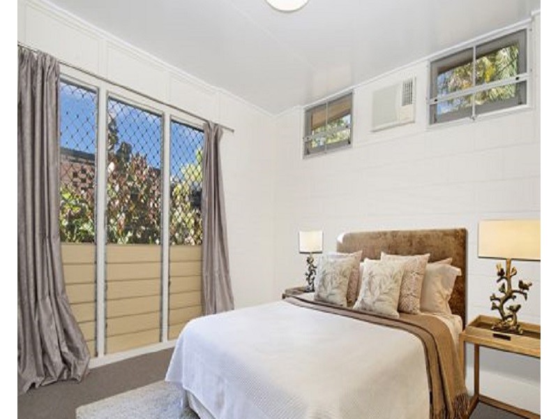 2/1 Sauter St, Heatley QLD 4814