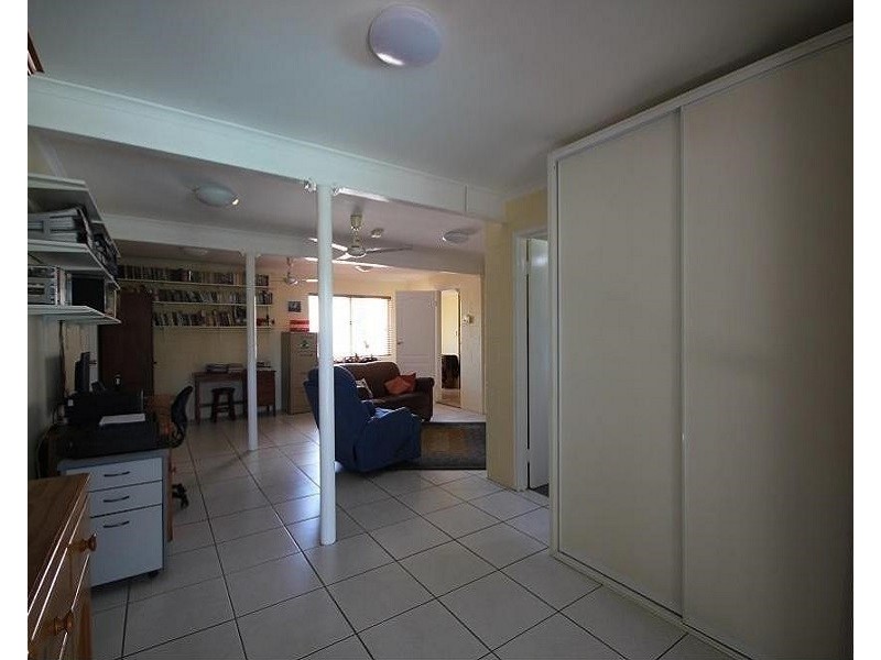 25 Buna Avenue, Mundingburra QLD 4812