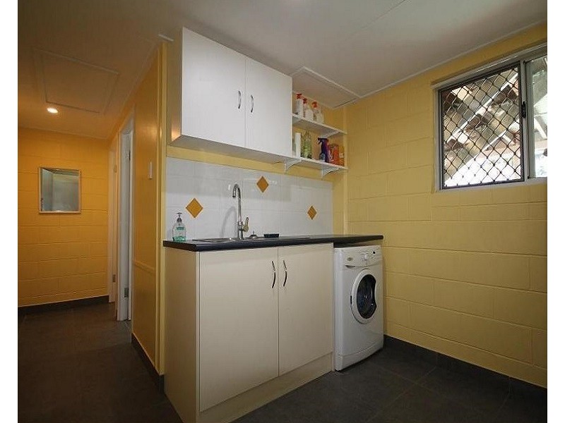 25 Buna Avenue, Mundingburra QLD 4812