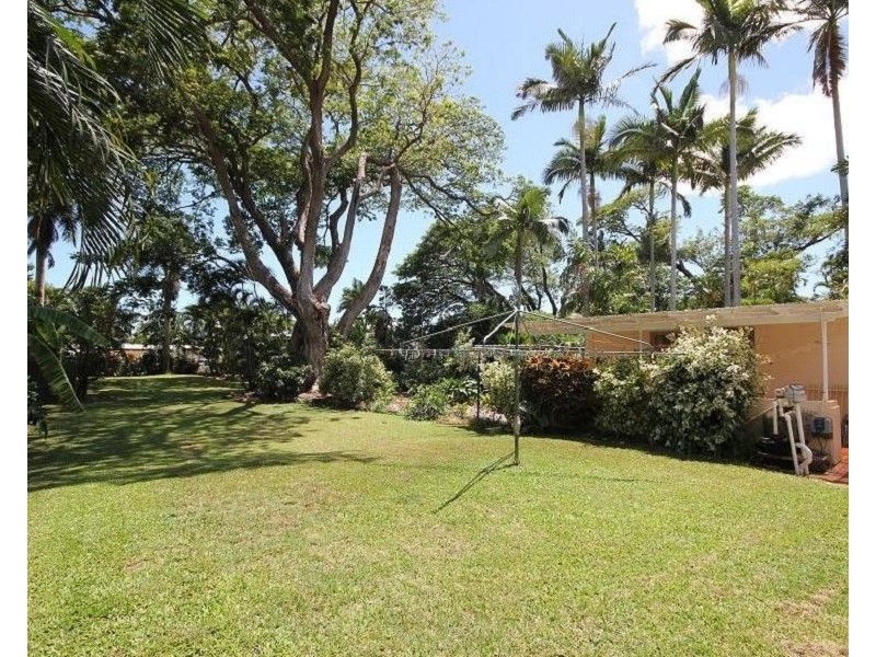 25 Buna Avenue, Mundingburra QLD 4812