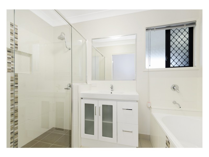 26 CHAMPION DRIVE, Rosslea QLD 4812