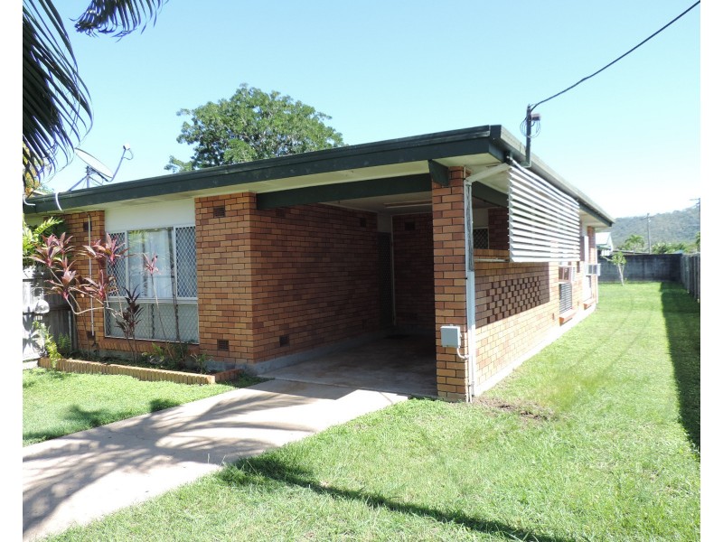 2/211 CHARLES STREET, Heatley QLD 4814