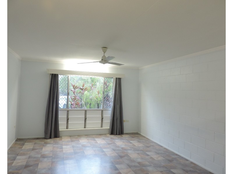 2/211 CHARLES STREET, Heatley QLD 4814