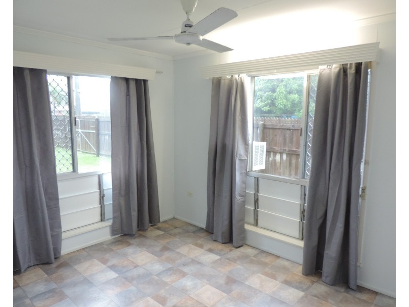 2/211 CHARLES STREET, Heatley QLD 4814