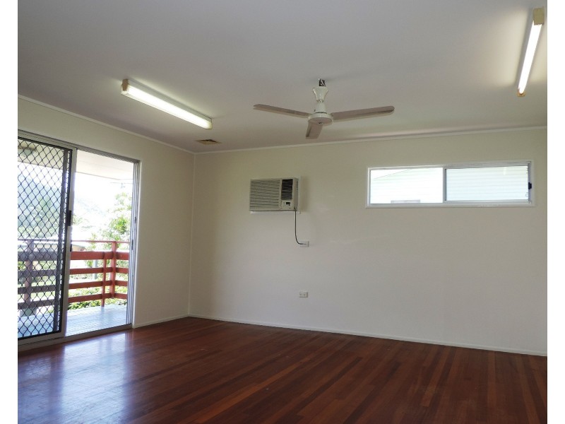 23  SONIA STREET, Rasmussen QLD 4815