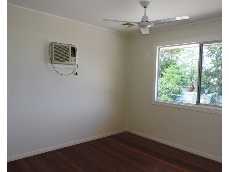 23  SONIA STREET, Rasmussen QLD 4815