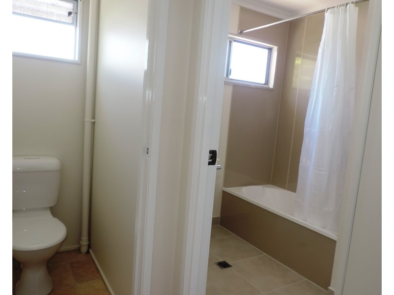 23  SONIA STREET, Rasmussen QLD 4815