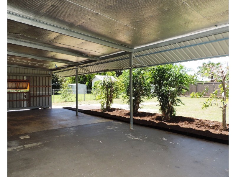 23  SONIA STREET, Rasmussen QLD 4815