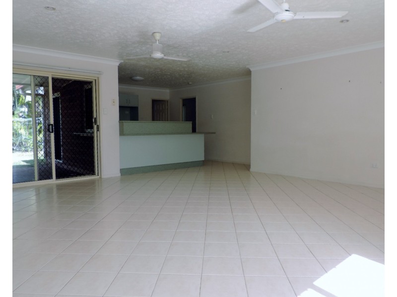 71 WATTLE STREET, Cranbrook QLD 4814