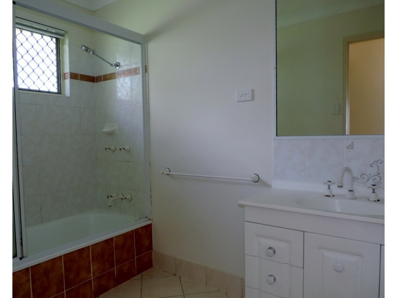 71 WATTLE STREET, Cranbrook QLD 4814