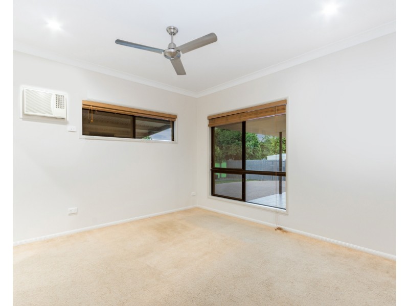 9 SANTIAGO COURT, Mount Louisa QLD 4814