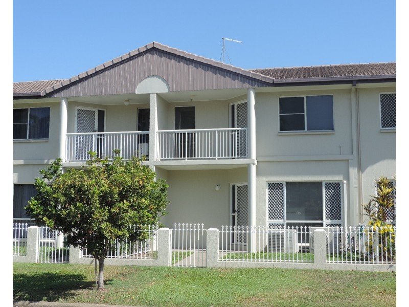 3/15  LOWTH STREET, Rosslea QLD 4812