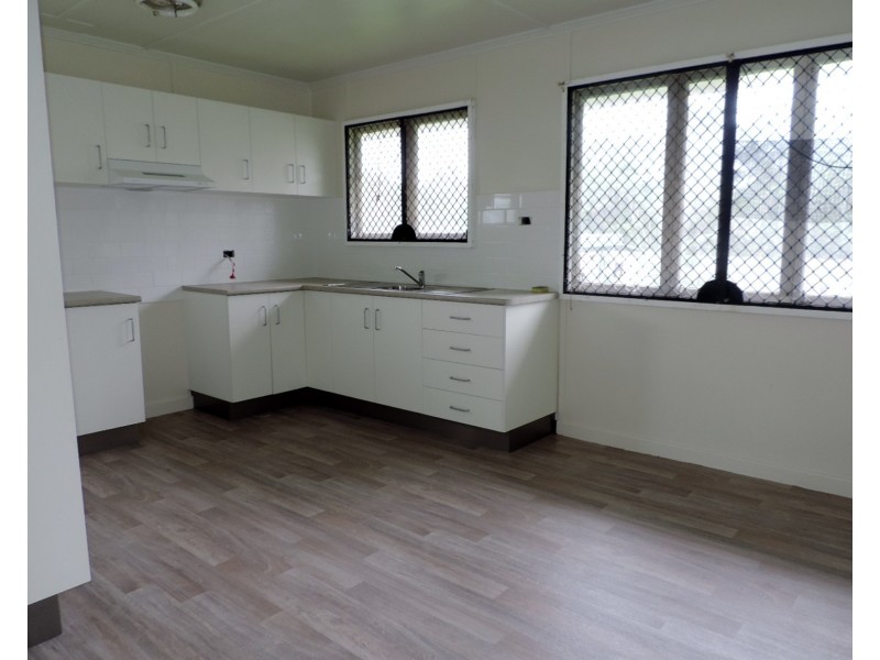 17 LONERGANNE STREET, Garbutt QLD 4814