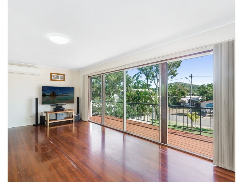 14 SALLOWS STREET, Pallarenda QLD 4810