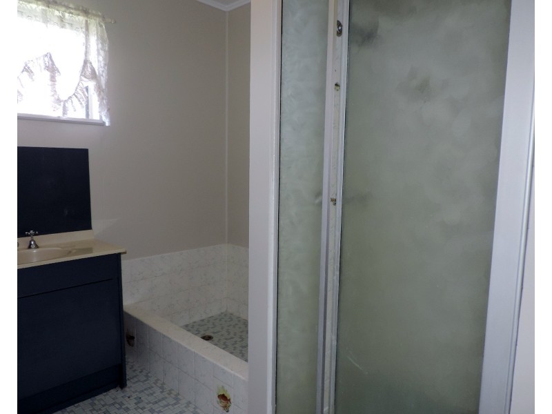 9 VIVIAN STREET, Gulliver QLD 4812