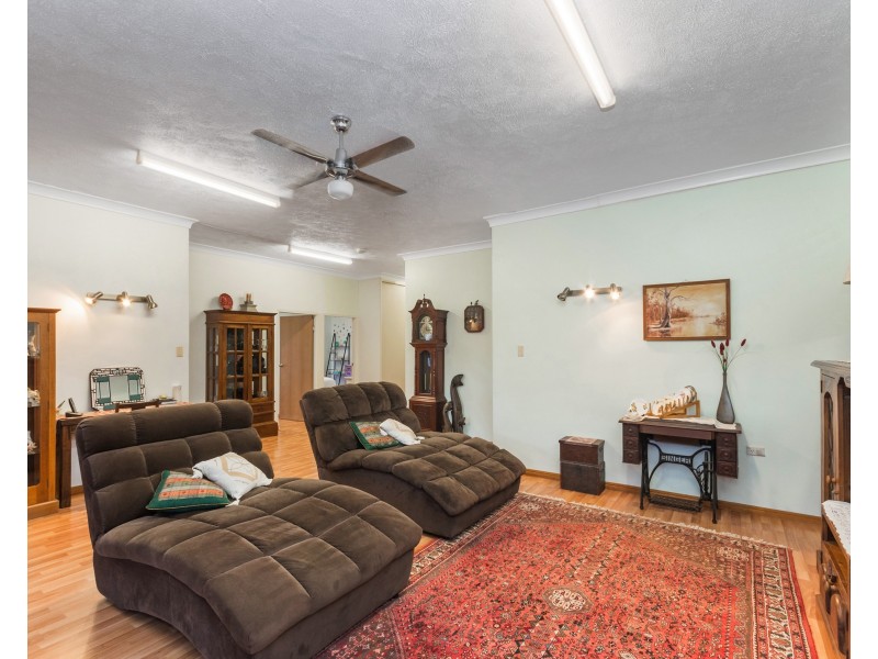 1419  RIVERWAY DRIVE, Kelso QLD 4815