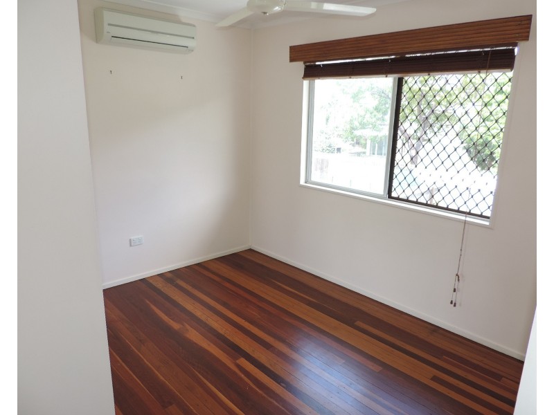 10  Arkaba Street, Mount Louisa QLD 4814