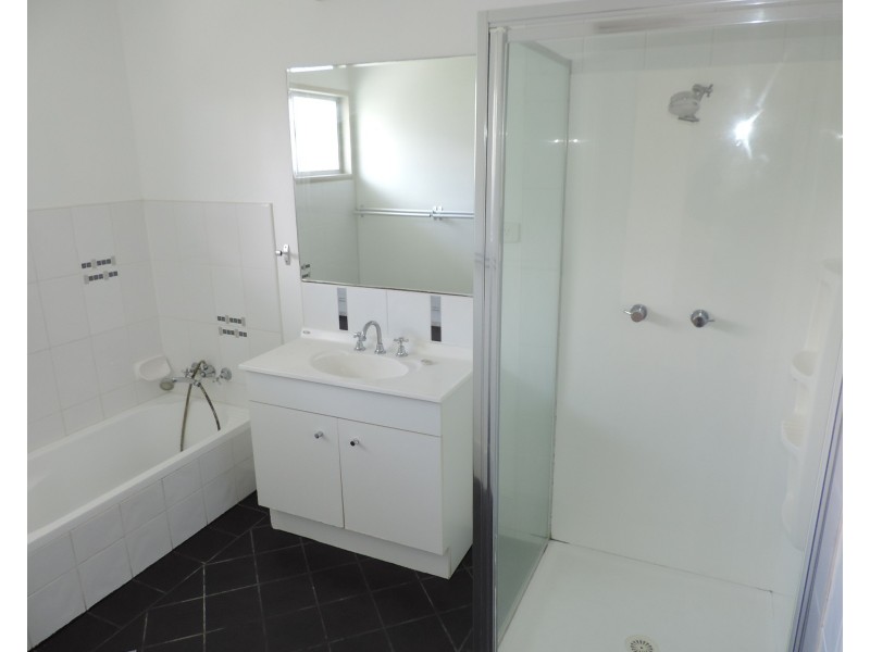 10  Arkaba Street, Mount Louisa QLD 4814