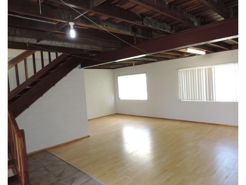 10  Arkaba Street, Mount Louisa QLD 4814