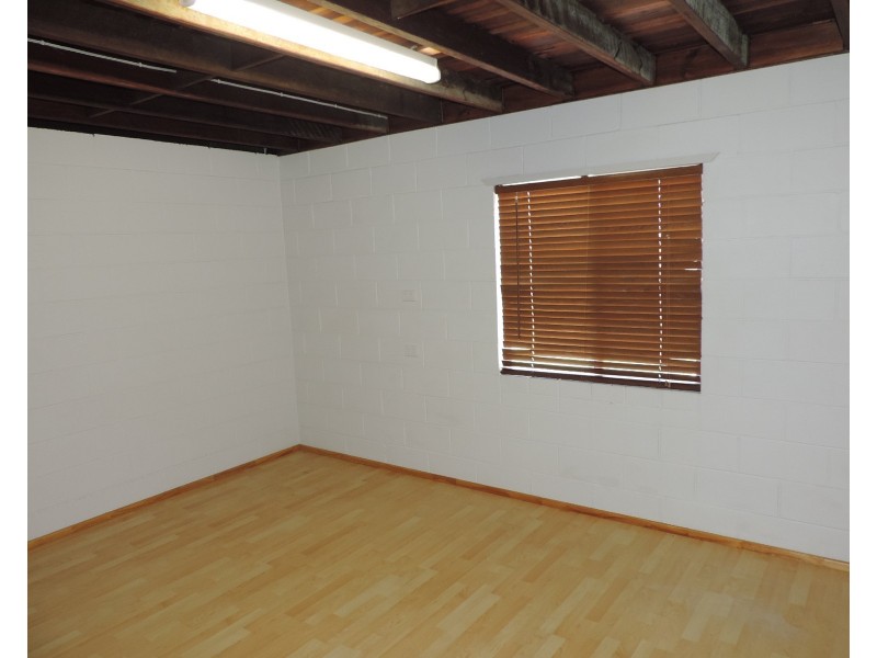 10  Arkaba Street, Mount Louisa QLD 4814