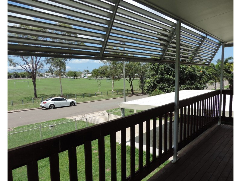 10  Arkaba Street, Mount Louisa QLD 4814