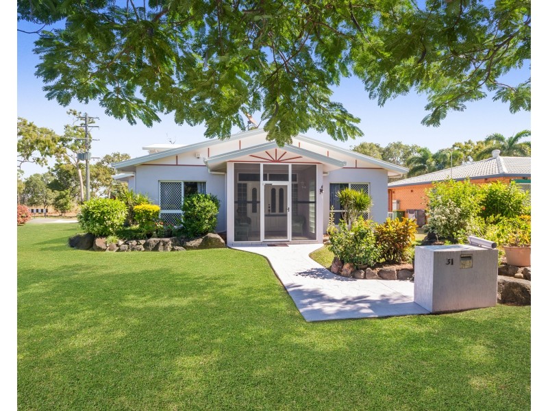 31  SEAWARD CRESCENT, Pallarenda QLD 4810