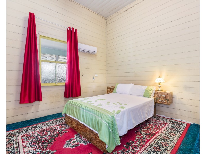 19 TENTH AVENUE, Railway Estate QLD 4810