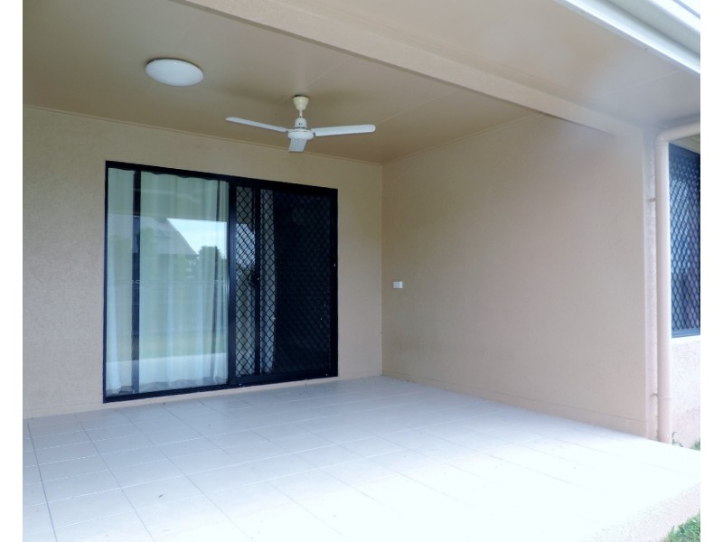 8 RIPON COURT, Mount Low QLD 4818