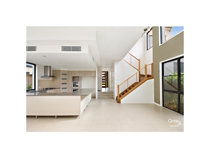 20 Selkirk Way, Peregian Springs QLD 4573