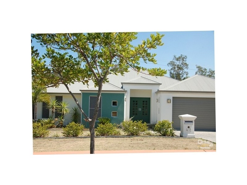 42 Sandhurst Crescent, Peregian Springs QLD 4573
